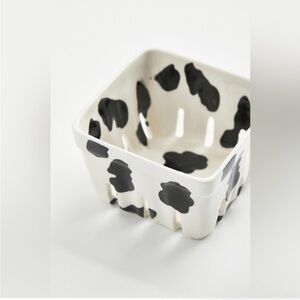 Urban Outfitters Frankie Cow Berry Crate NEW